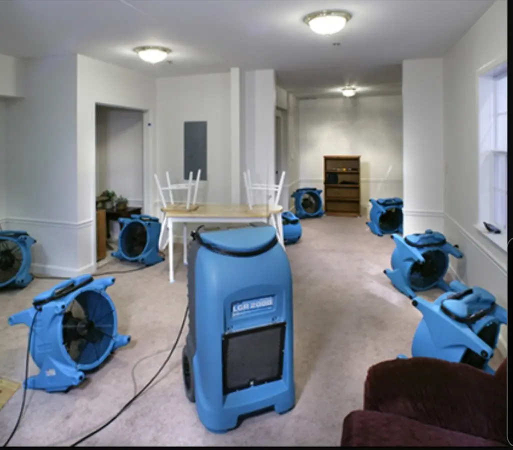 Air movers and dehumidifier setup for Water Extraction & Removal in Castaic